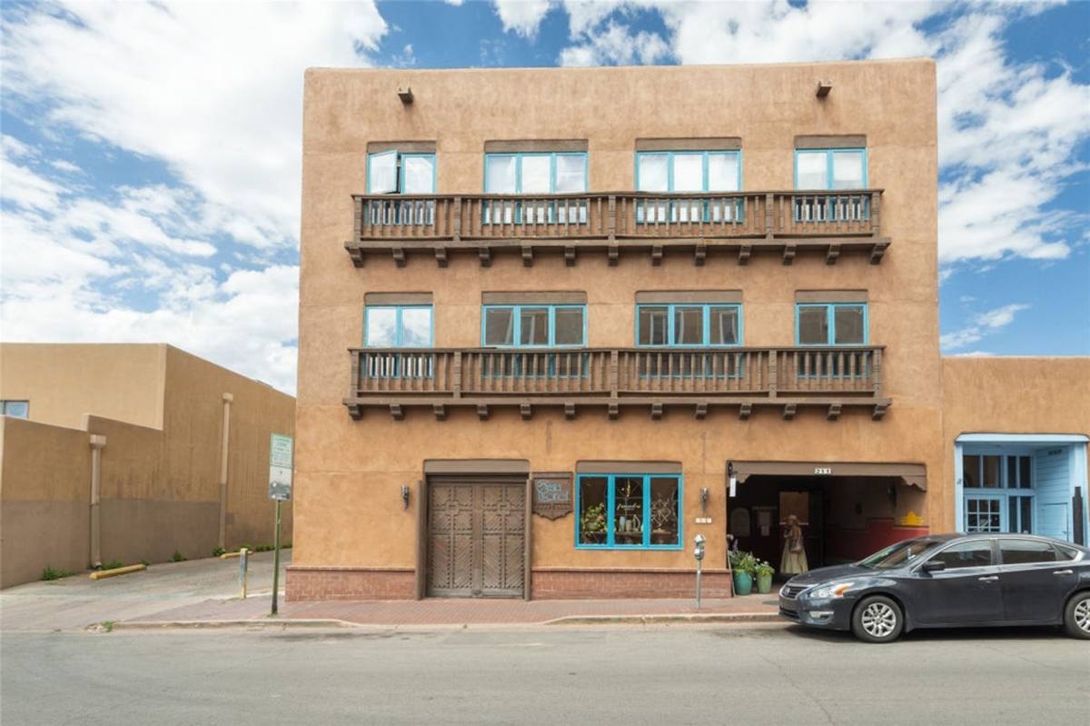 Apartment for rent at 207 & 211 W Water St, Santa Fe, NM 87501