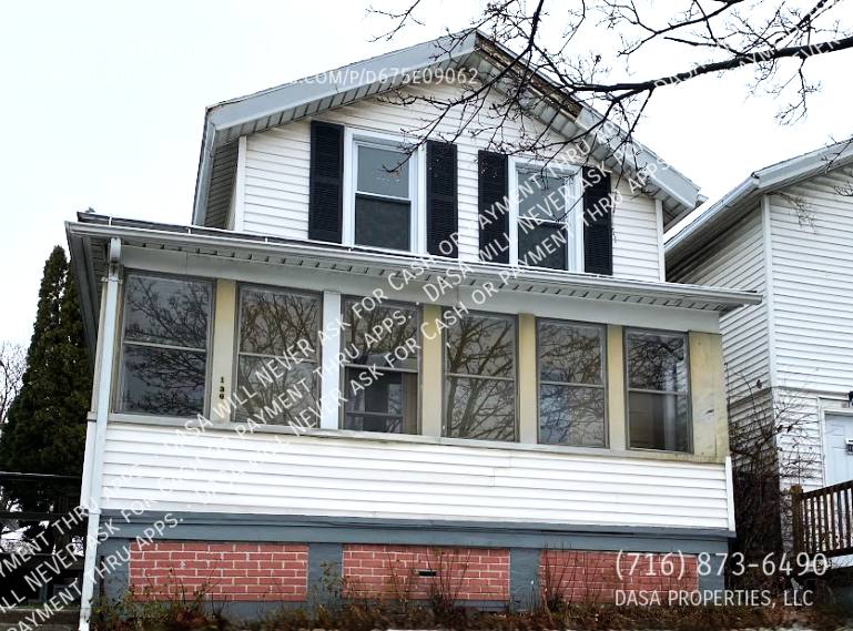 House for rent at 136 Lyndhurst St, Rochester, NY 14605