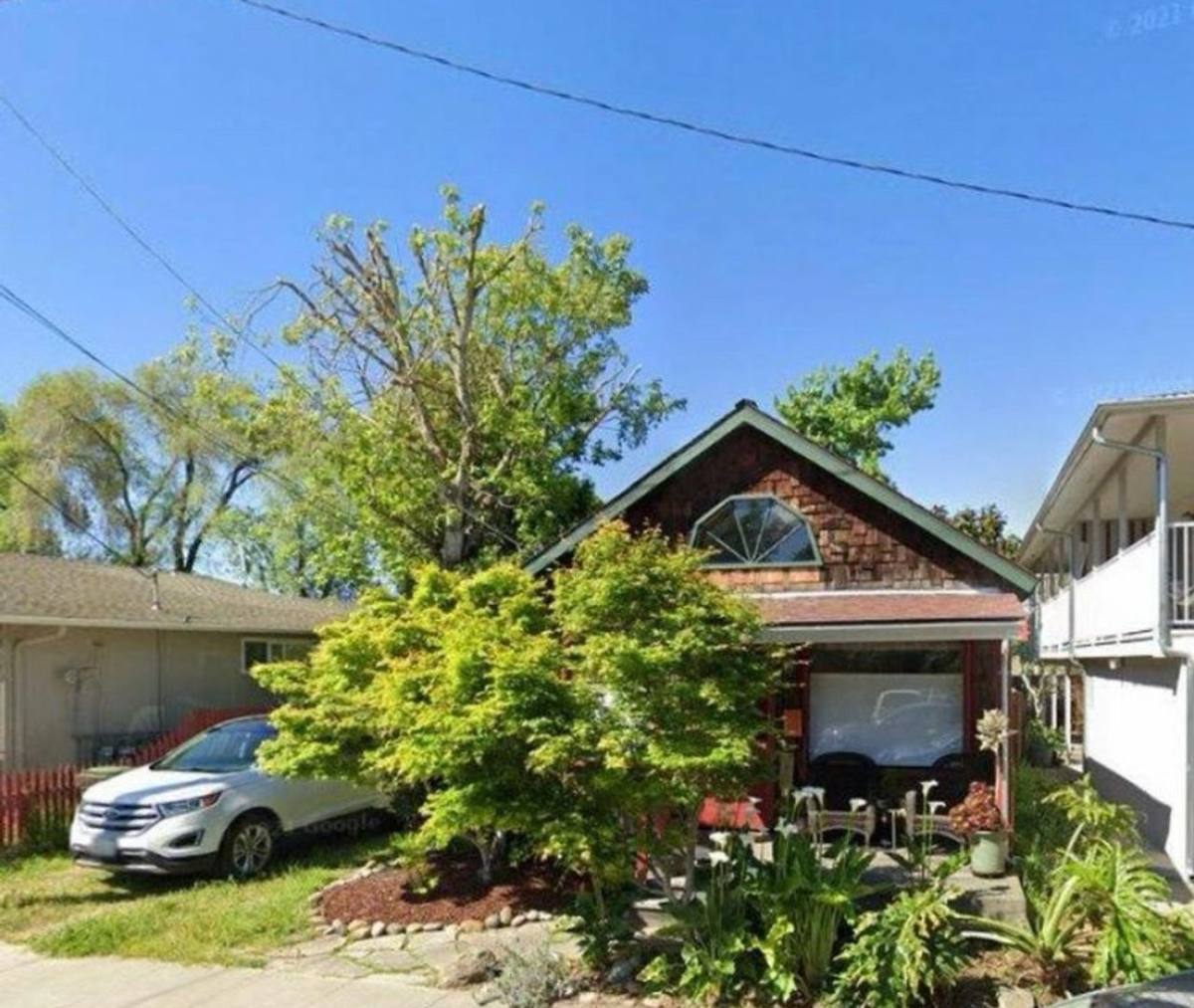 House for rent at 125 Pearl St, Santa Cruz, CA 95060