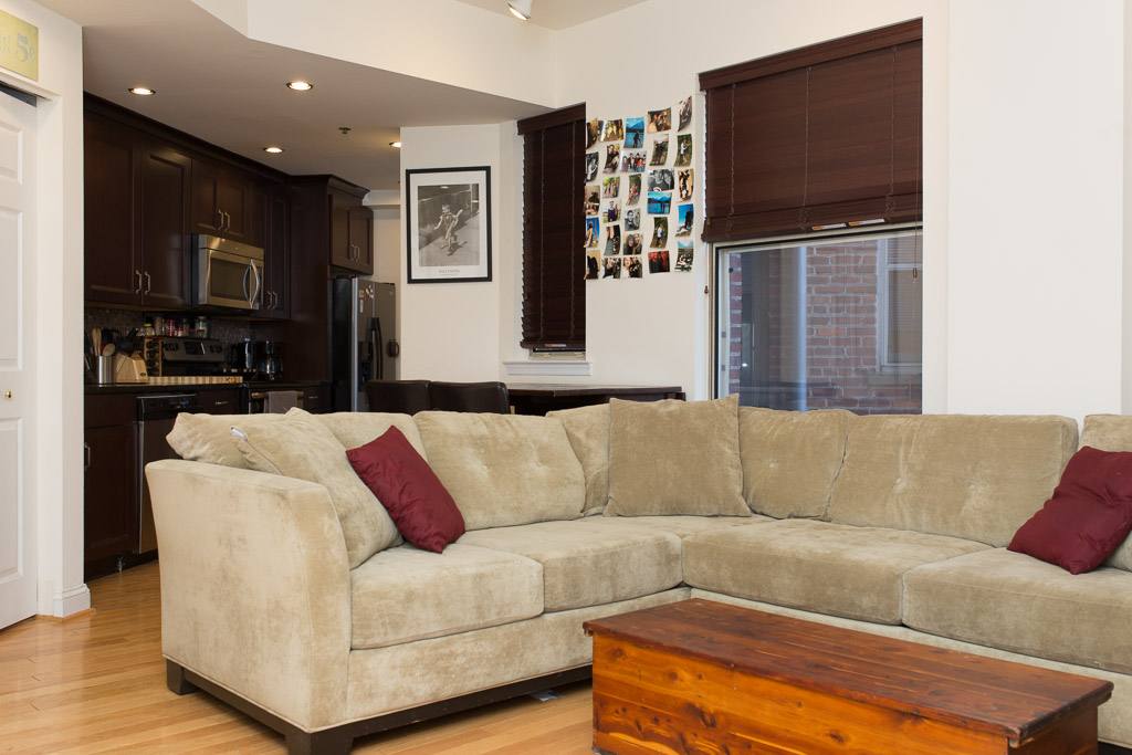 Condo for rent at 1621 T St NW #207, Washington, DC 20009