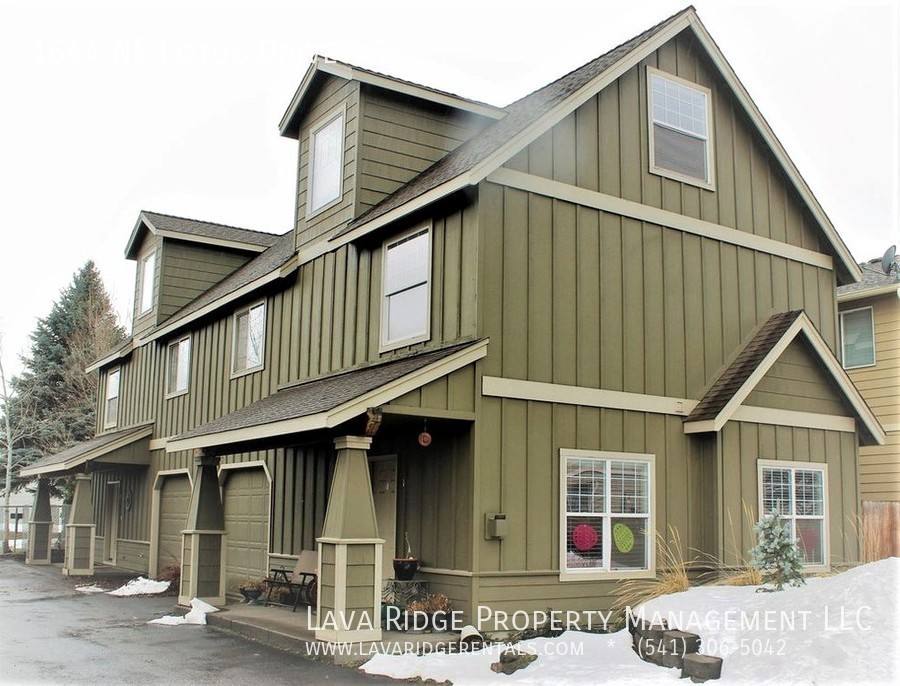 Townhouse for rent at 1644 NE Lotus Dr #1, Bend, OR 97701