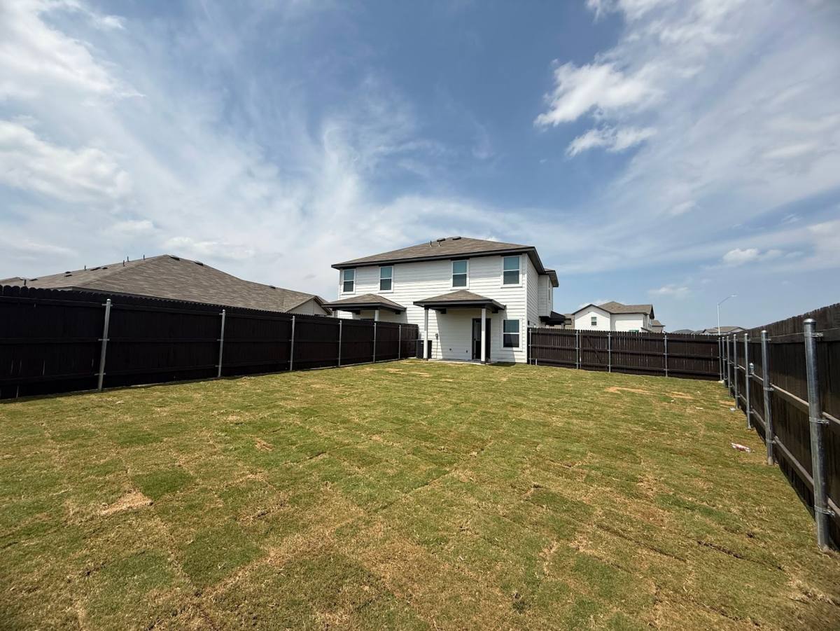 Apartment for rent at 113 Schrader Dr, Buda, TX 78610