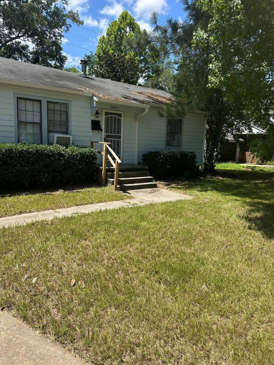 House for rent at 3645 Lee Dr, Jackson, MS 39212