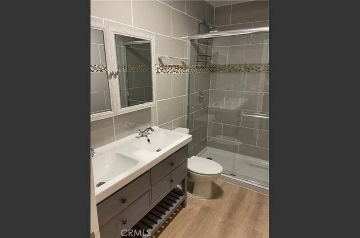 Apartment for rent at 12640 Bessemer St, North Hollywood, CA 91606
