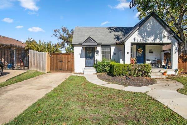 House for rent at 611 W Page Ave, Dallas, TX 75208