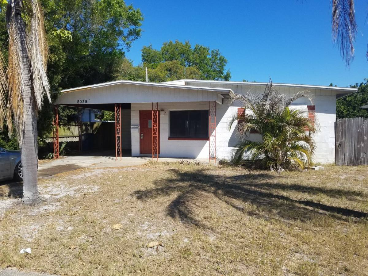 House for rent at 8029 25th Ave N, Saint Petersburg, FL 33710