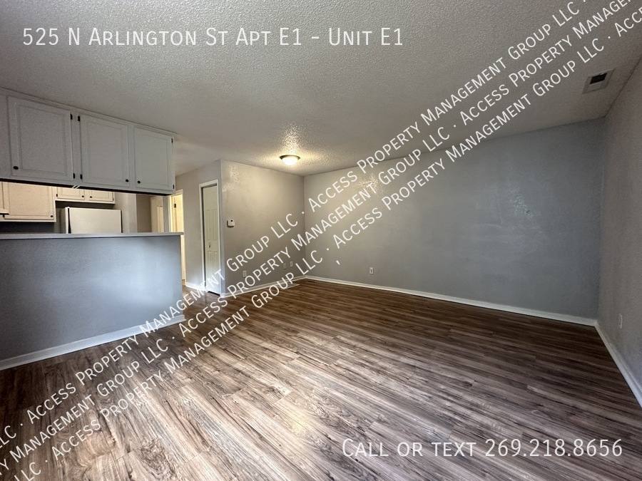 Apartment for rent at 525 N Arlington St #E1, Kalamazoo, MI 49006