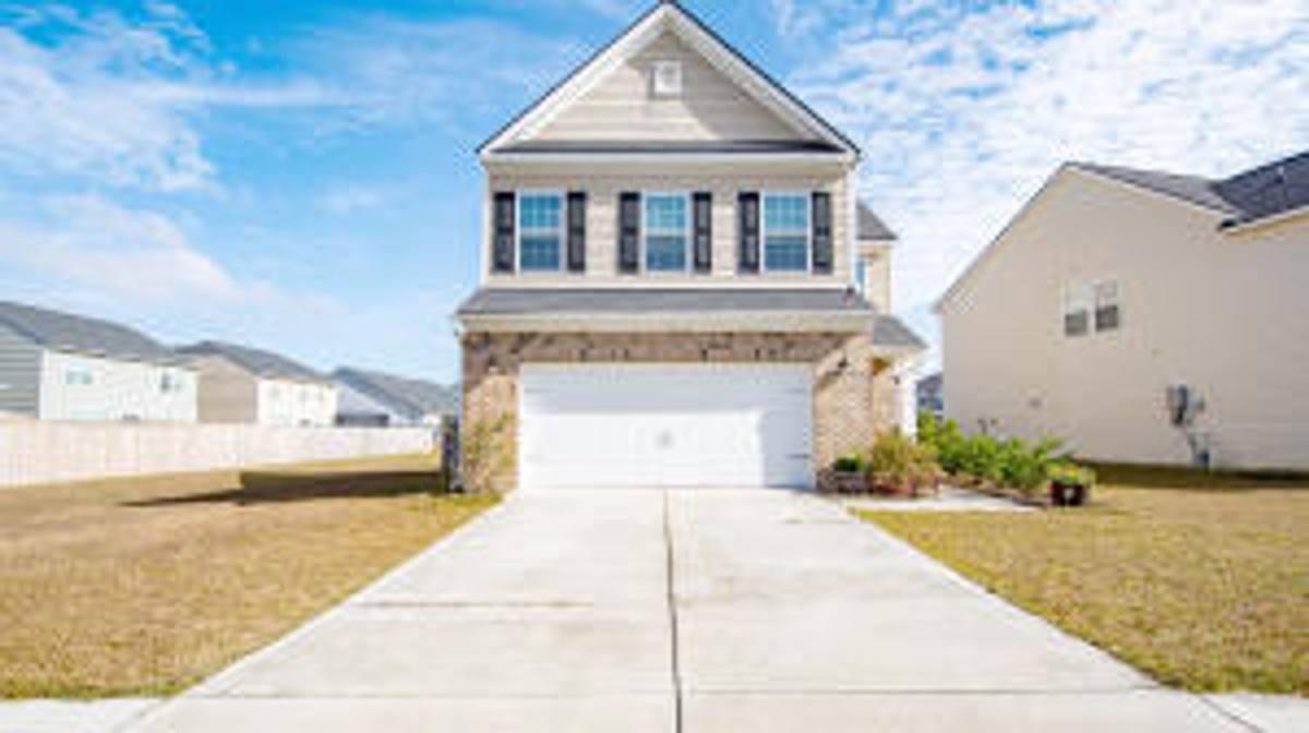 House for rent at 216 Firewheel Court, Summerville, SC 29486