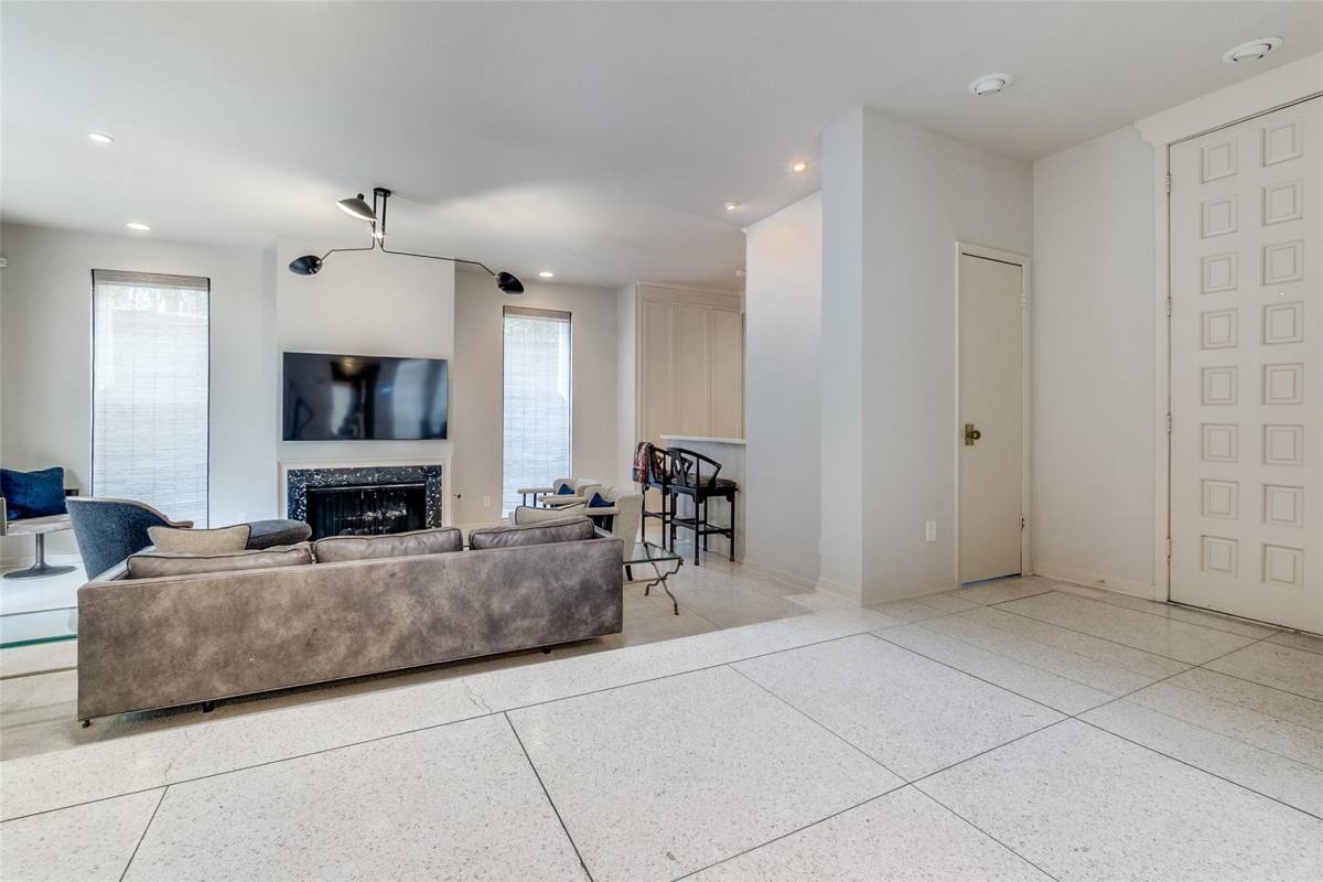House for rent at 3717 Prescott Ave, Dallas, TX 75219