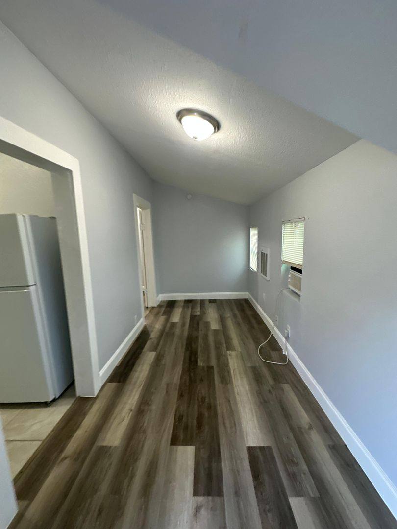 Apartment for rent at 510 Willowbranch Ave, Jacksonville, FL 32254