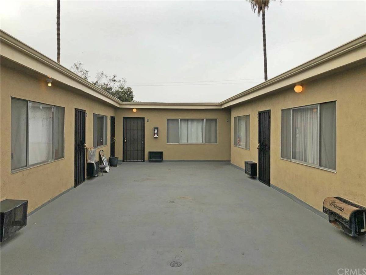 Apartment for rent at 225 W Palmetto Dr, Alhambra, CA 91801