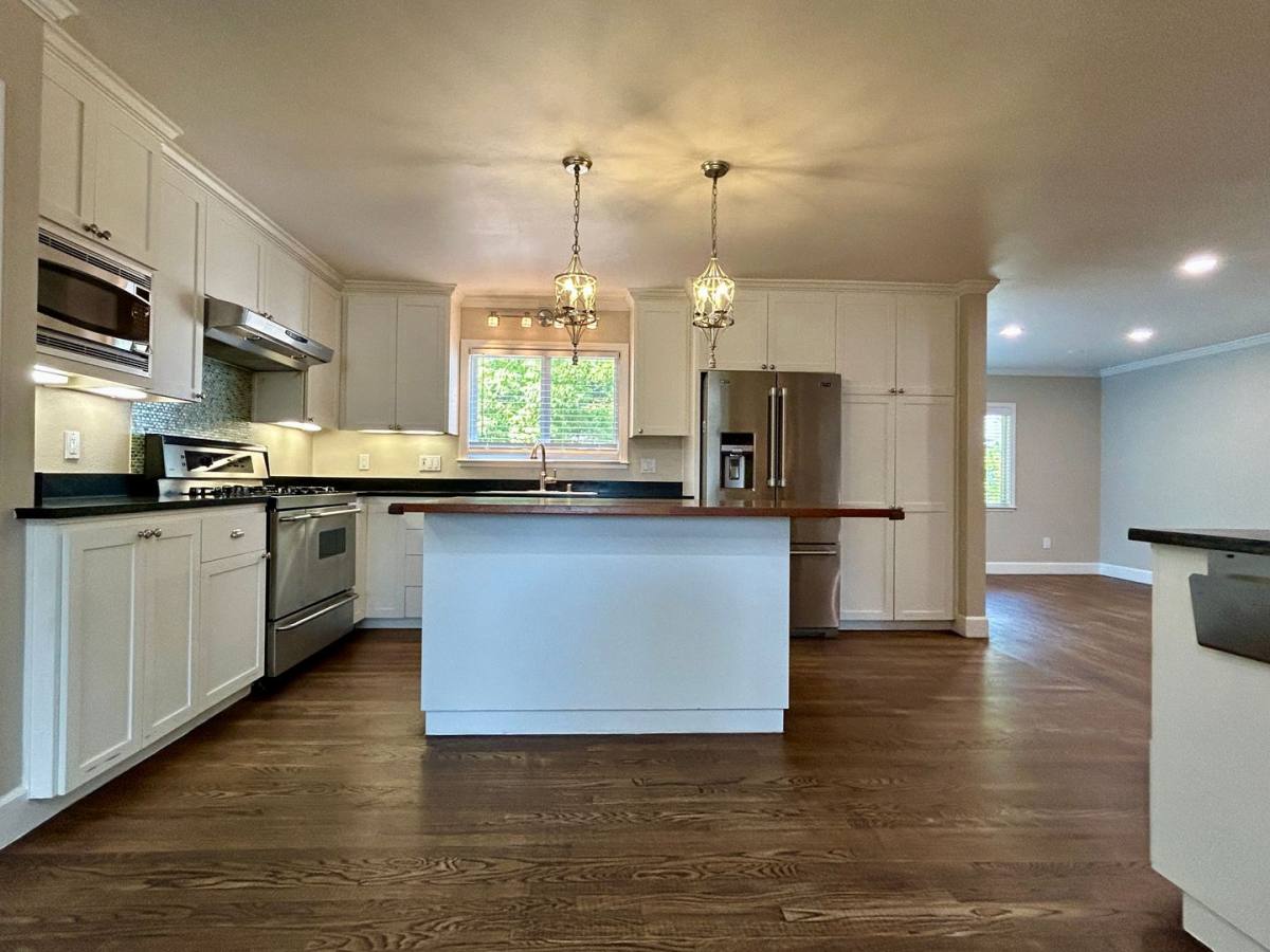 House for rent at 90 Alviso St, Santa Clara, CA 95050