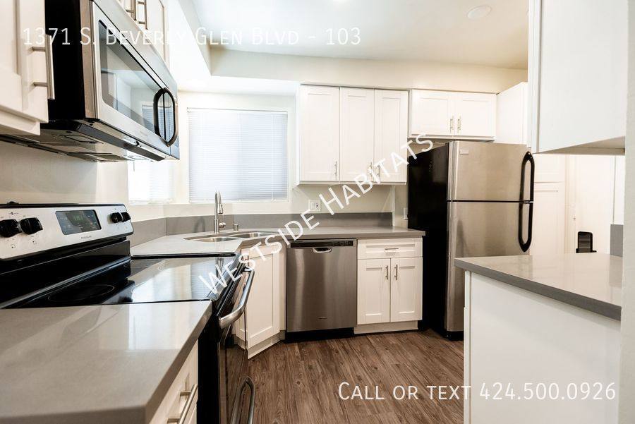 Apartment for rent at 1371 S Beverly Glen Blvd #103, Los Angeles, CA 90024