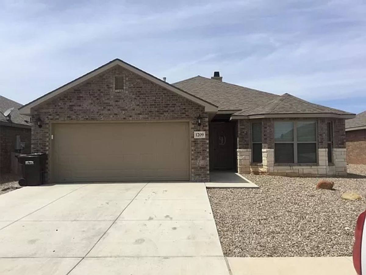 House for rent at 1209 Prairie Lane, Midland, TX 79705