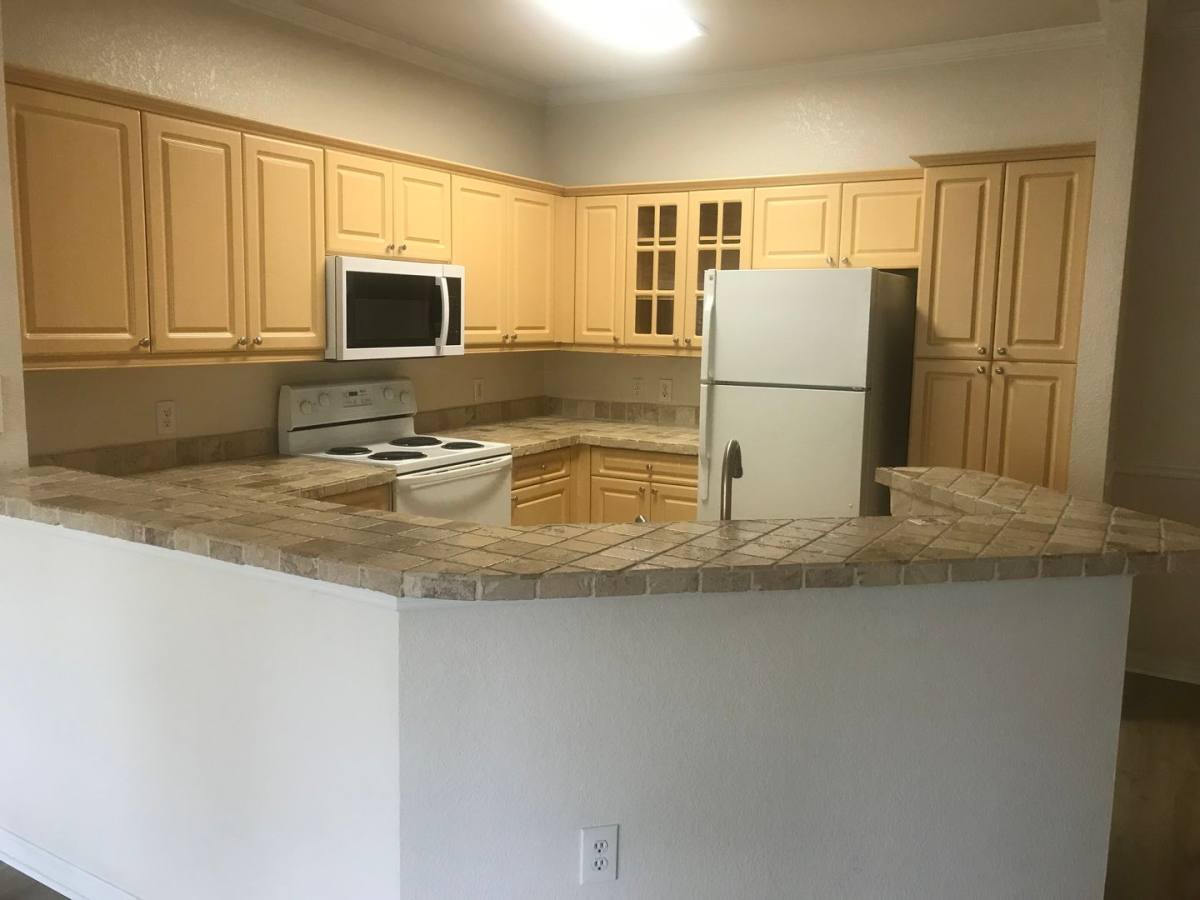Apartment for rent at 3593 Conroy Rd, Orlando, FL 32839