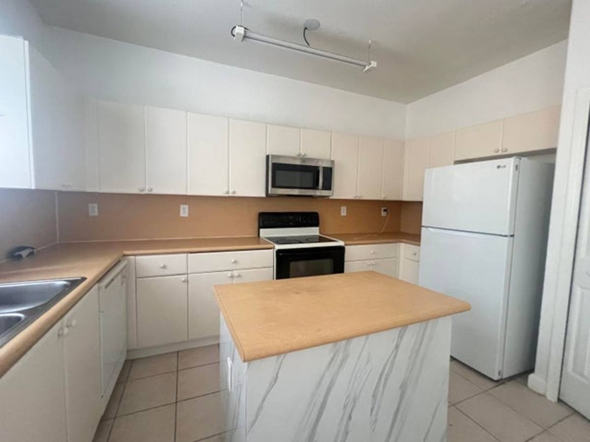 Townhouse for rent at 3804 Shoma Dr, Wellington, FL 33414