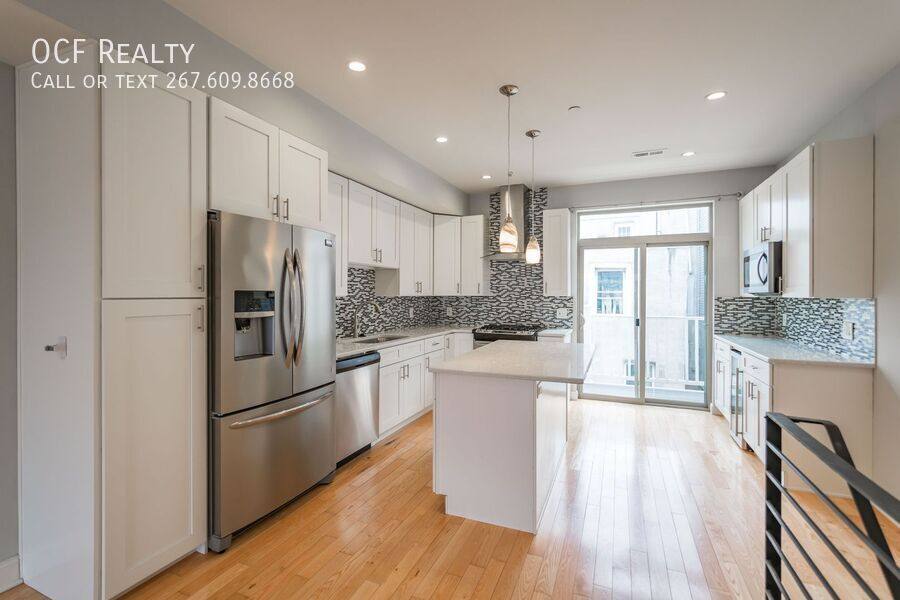 Condo for rent at 2322 Alter St, Philadelphia, PA 19146