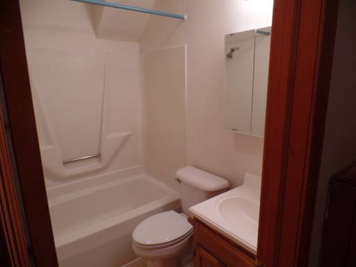 Apartment for rent at 1525-1547 E Foxcliff Dr S, Martinsville, IN 46151