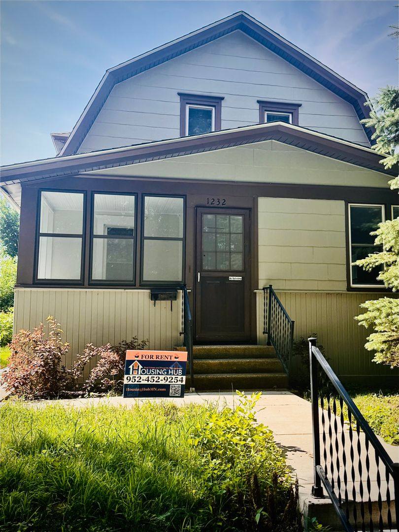 House for rent at 1232 Hubbard Ave, Saint Paul, MN 55104