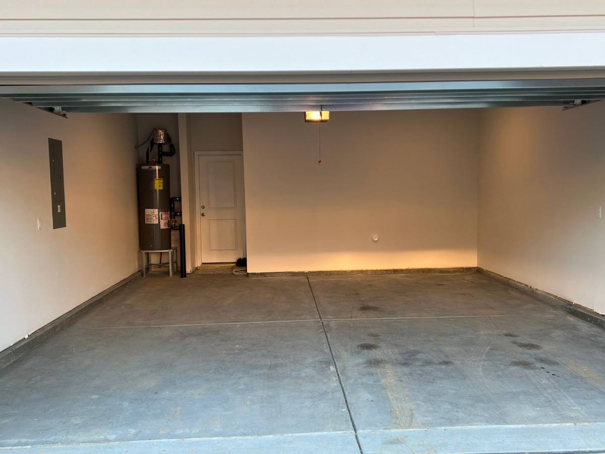 House for rent at 2127 Belterra Dr, Charlotte, NC 28216