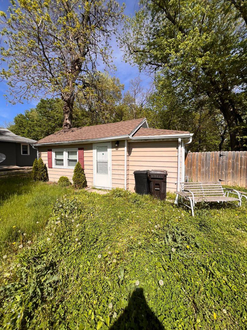 102 N Inglewood Dr, East Peoria, IL 61611