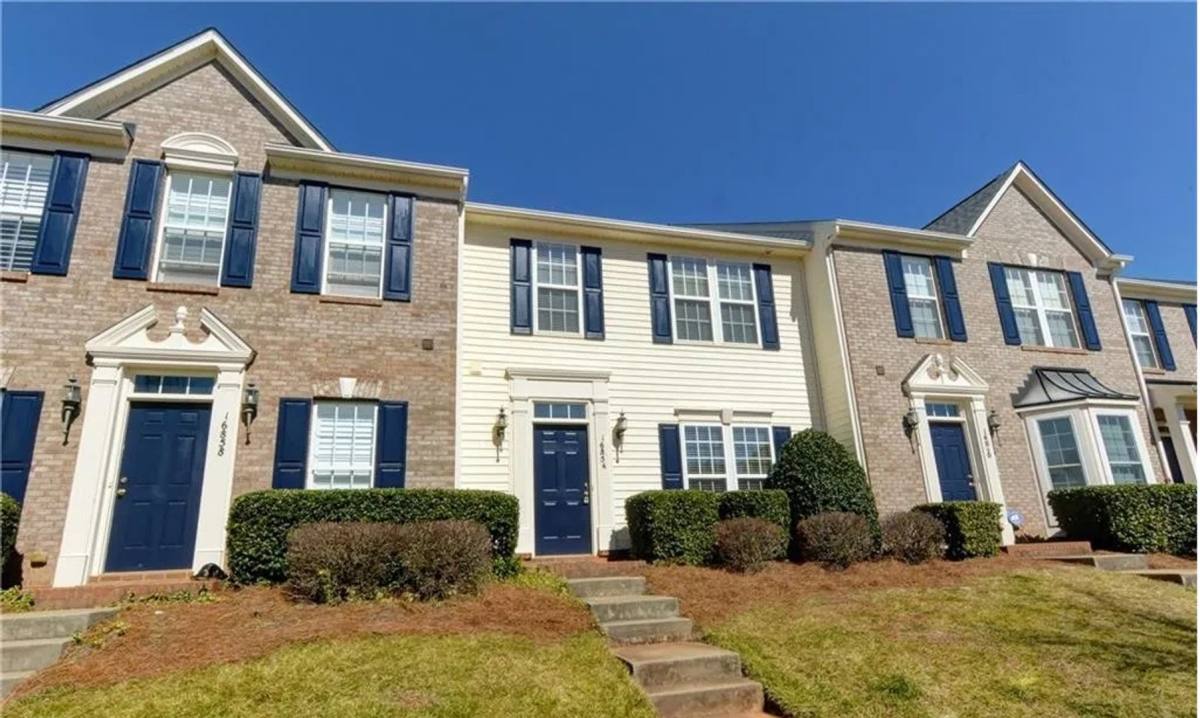 Townhouse for rent at 16854 Hugh Torance Pkay, Huntersville, NC 28078
