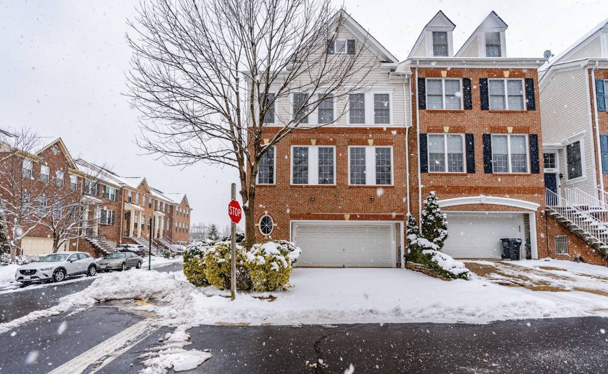 Townhouse for rent at 20856 Rockingham Terrace, Sterling, VA 20165