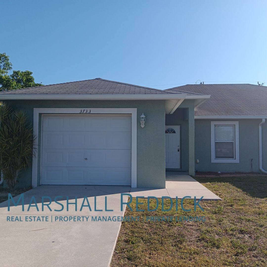 Townhouse for rent at 3733 Country Club Blvd, Cape Coral, FL 33904