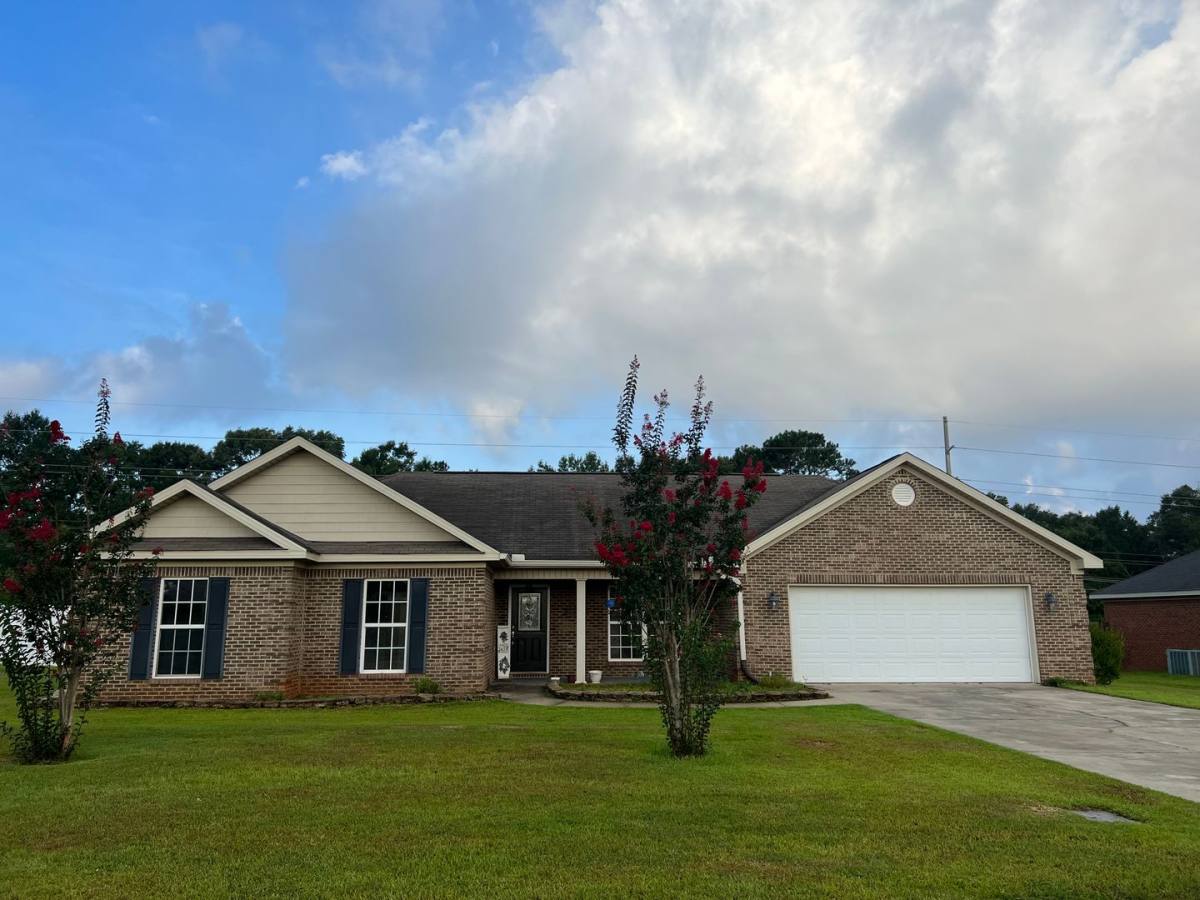 House for rent at 401 Homestead Way, Enterprise, AL 36330