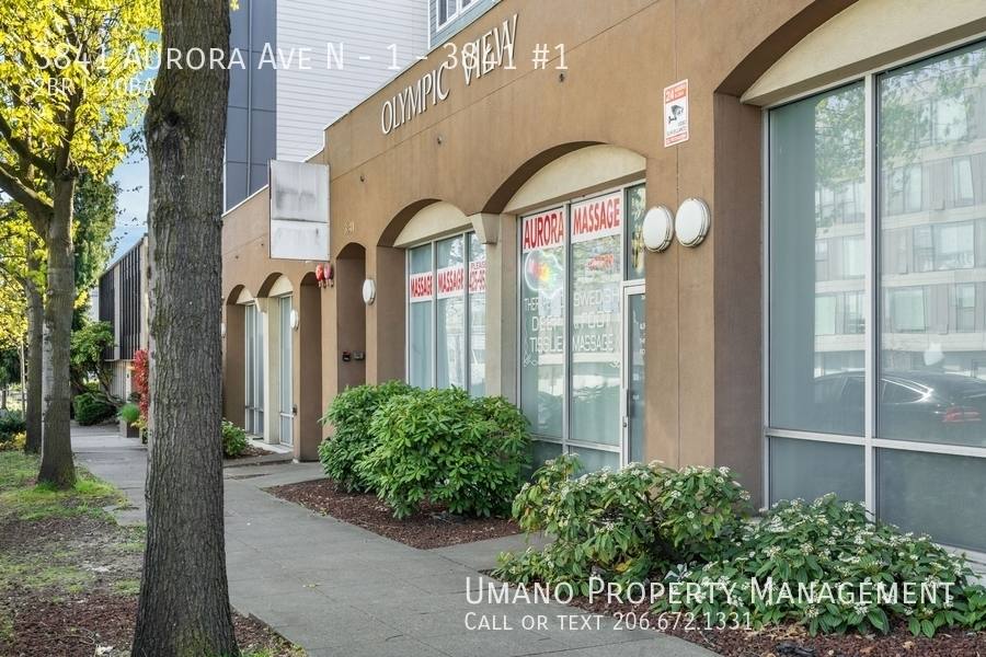 Townhouse for rent at 3841 Aurora Ave N #1, Seattle, WA 98103
