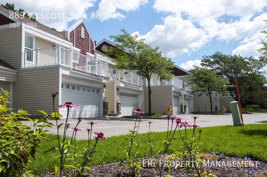 Townhouse for rent at 889 Wescott Square #889, Saint Paul, MN 55123