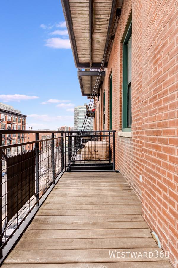 Apartment for rent at 1550 S Indiana Ave #404, Chicago, IL 60605