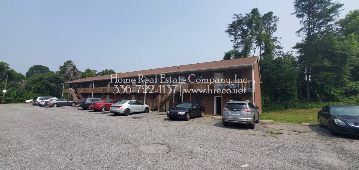 Apartment for rent at 3015 Broadbay Dr, Winston Salem, NC 27107