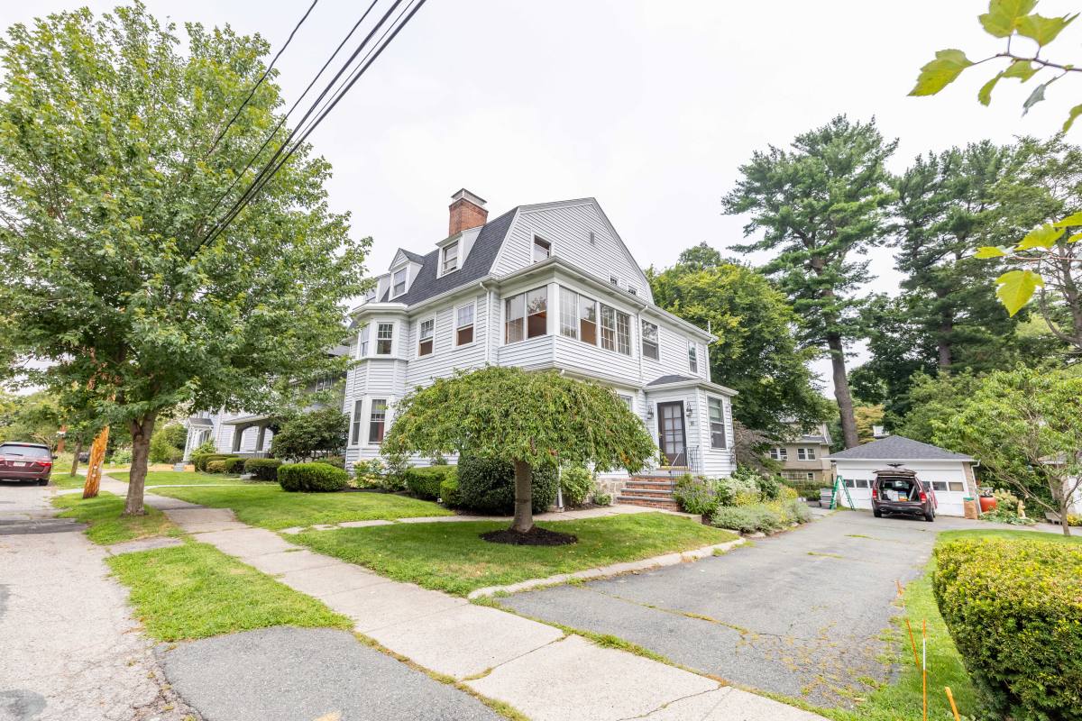 Townhouse for rent at 18 Hawthorn Rd #2, Milton, MA 02186