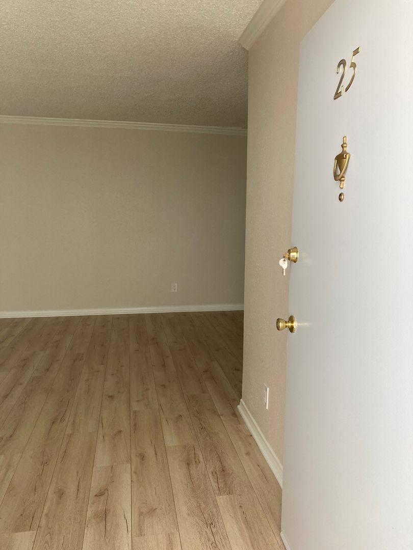 Apartment for rent at 16841 Kingsbury St, Granada Hills, CA 91344
