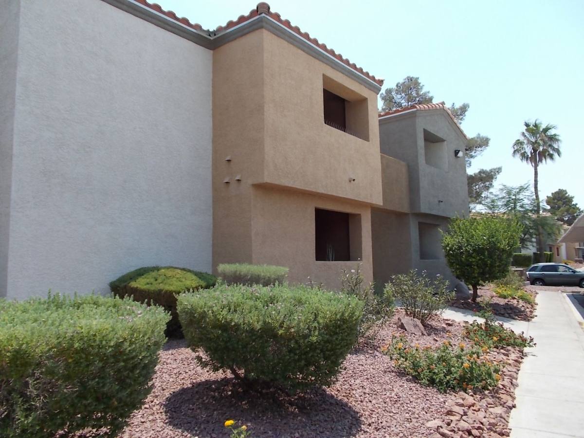 Condo for rent at 3151 Soaring Gulls Dr, Las Vegas, NV 89128