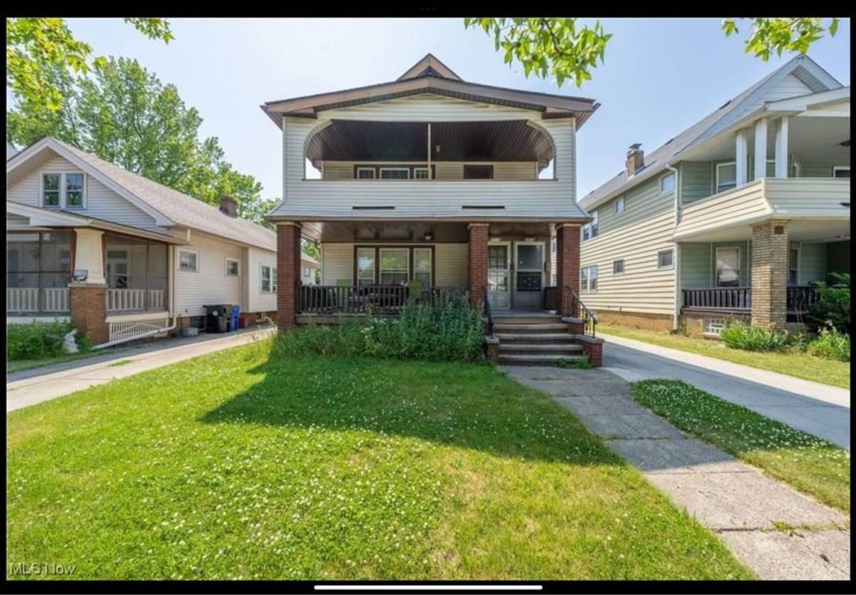 Apartment for rent at 3816 W 135th St, Deerfield, OH 44411