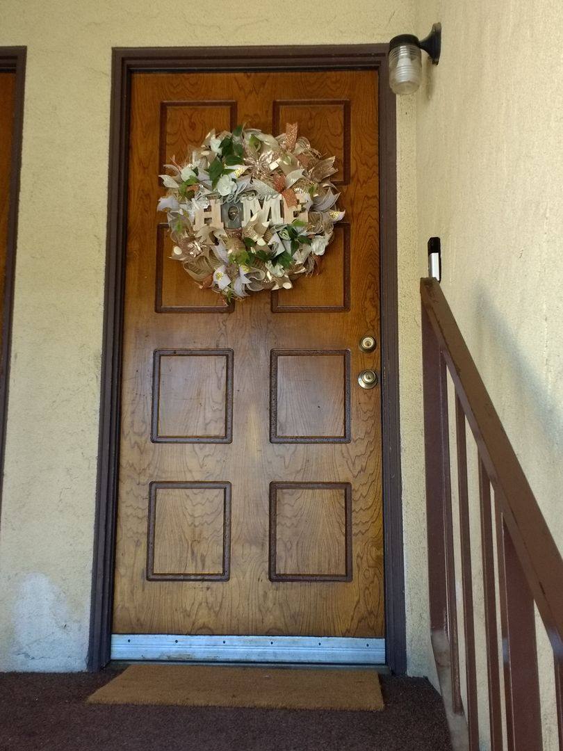 Apartment for rent at 217 W Elm St, Hanford, CA 93230