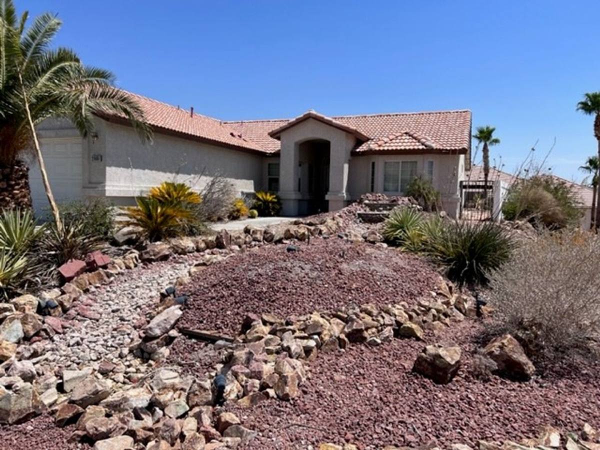 House for rent at 2968 La Paloma Dr, Bullhead City, AZ 86429