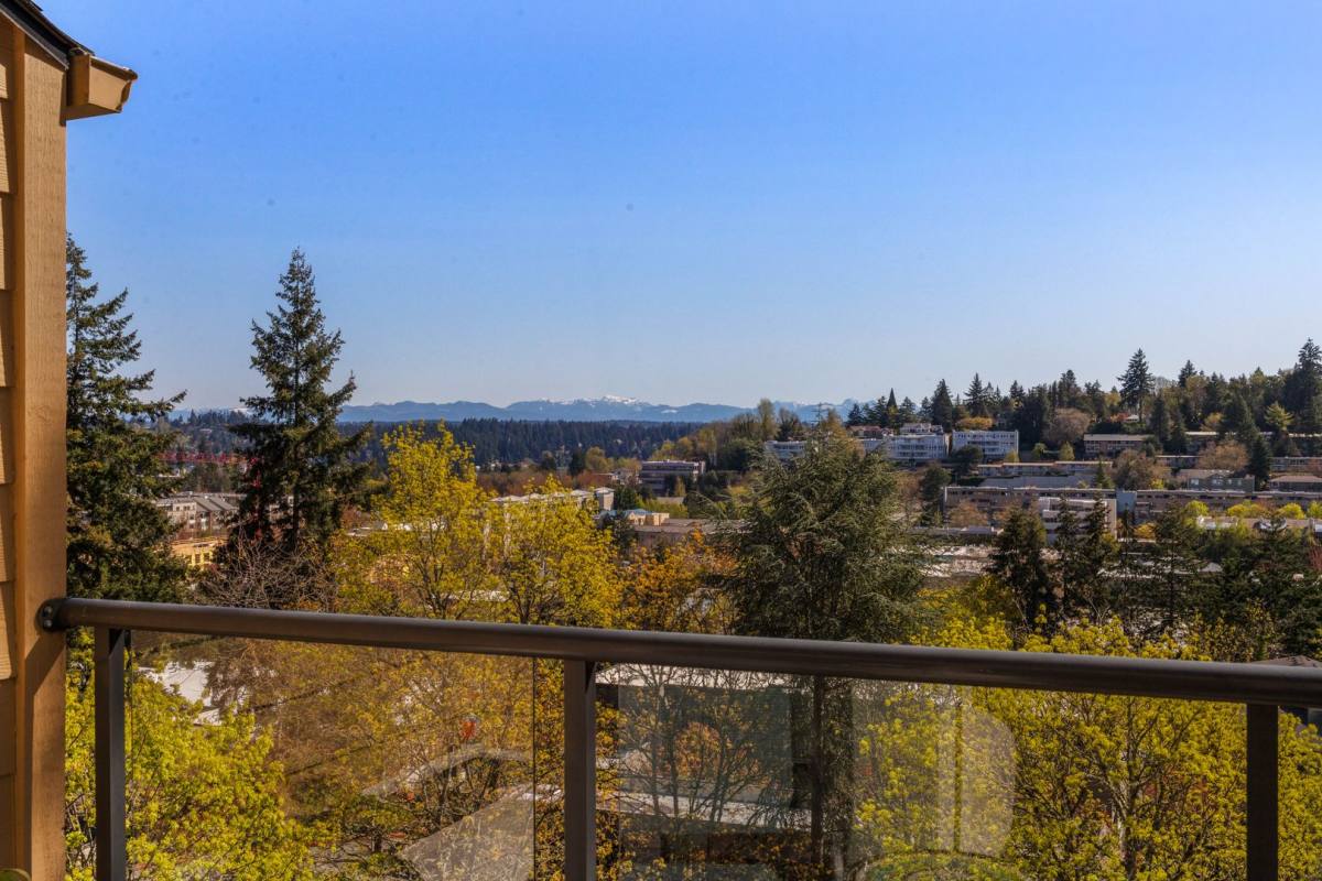 House for rent at 2947 76th Ave SE, Mercer Island, WA 98040