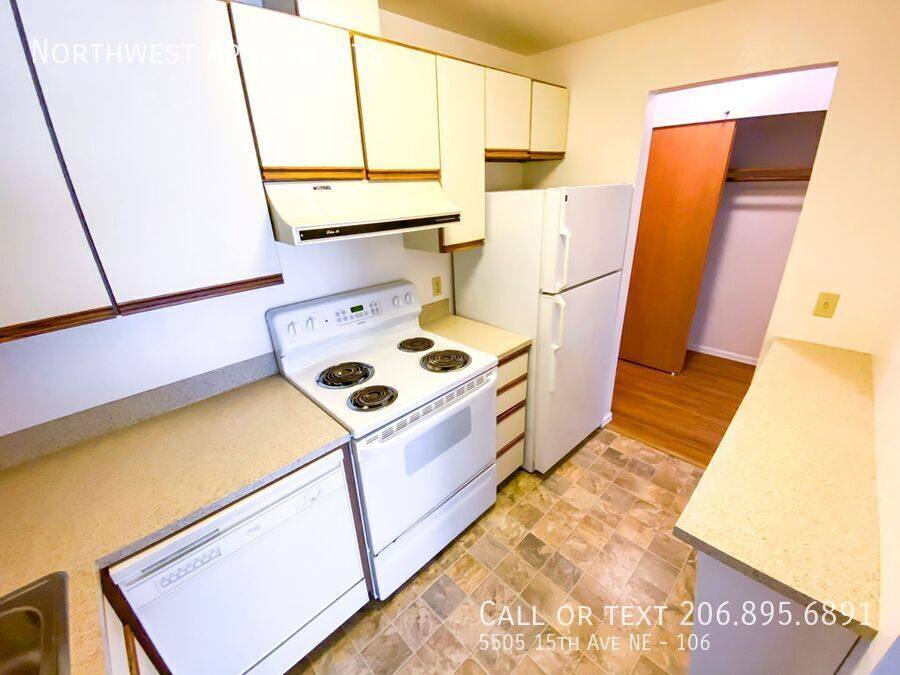 Apartment for rent at 5505 15th Ave NE #106, Seattle, WA 98105