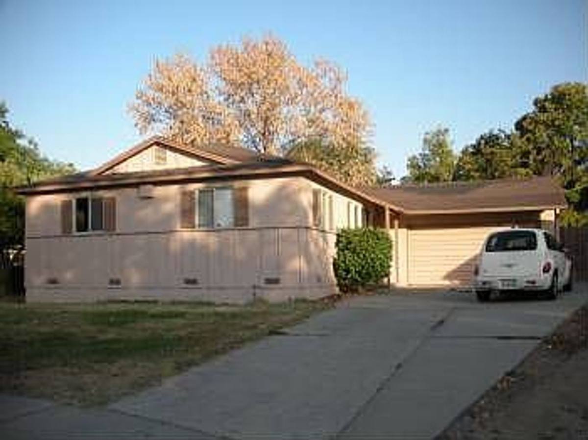 House for rent at 5019 Gladys Court, Carmichael, CA 95608