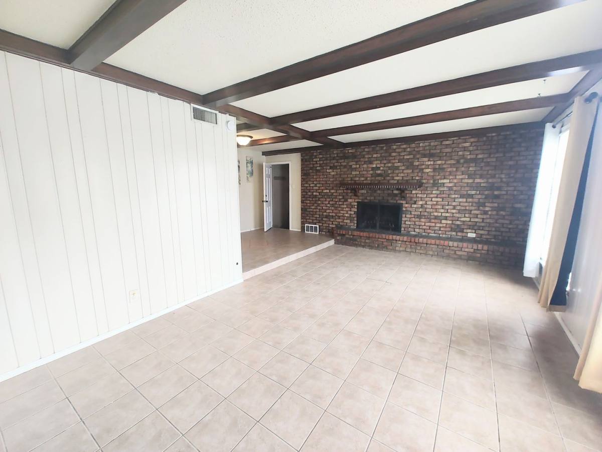 Apartment for rent at 1310 65th Dr, Lubbock, TX 79412