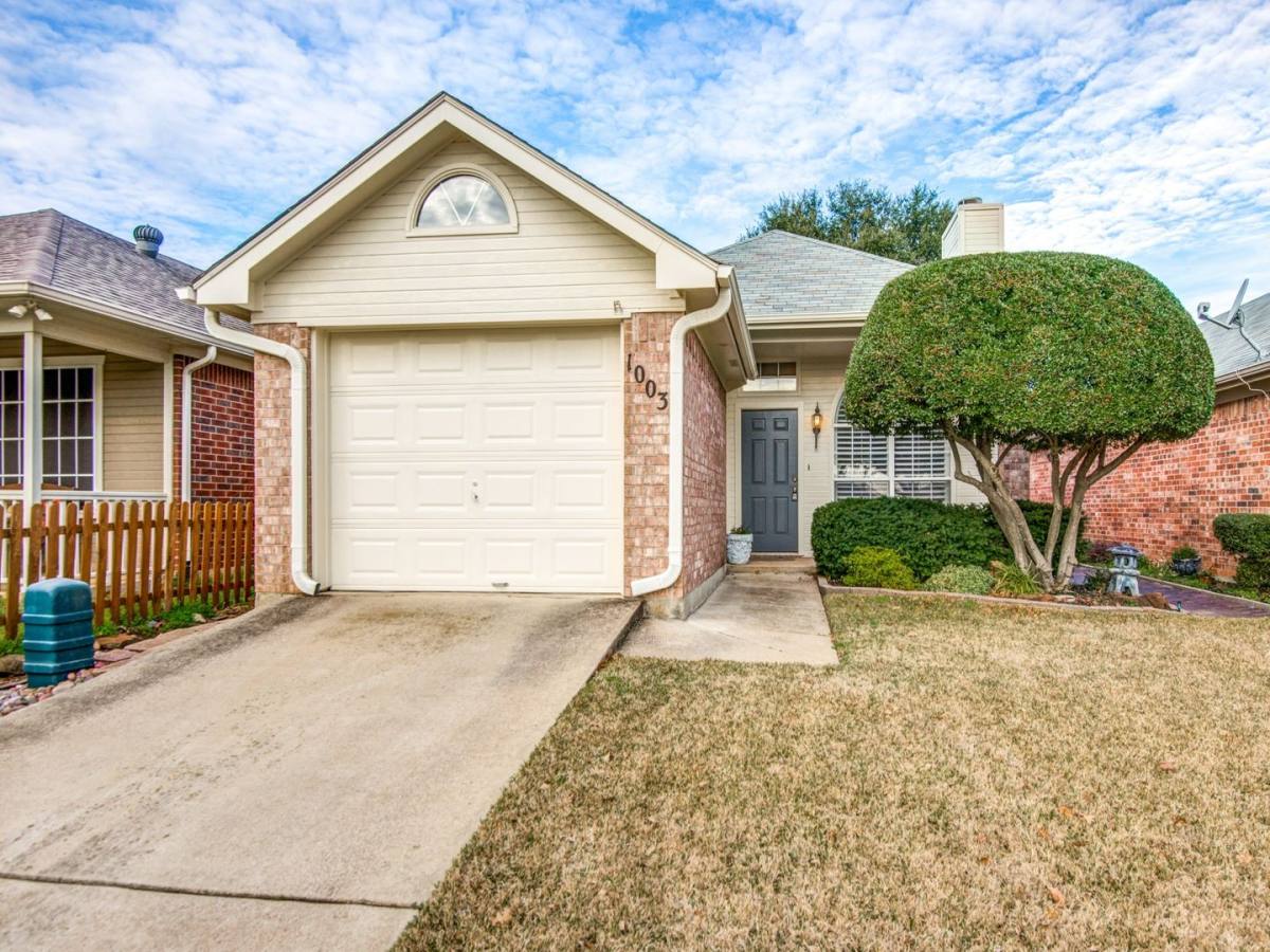 House for rent at 1003 Mack Place, Denton, TX 76209