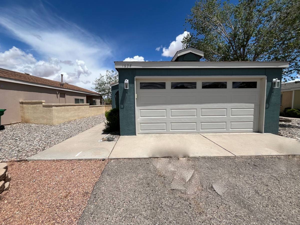 House for rent at 1638 Perma Dr NE, Rio Rancho, NM 87144