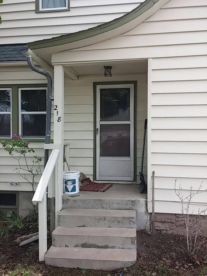 Apartment for rent at 218 1st St, Rawlins, WY 82301