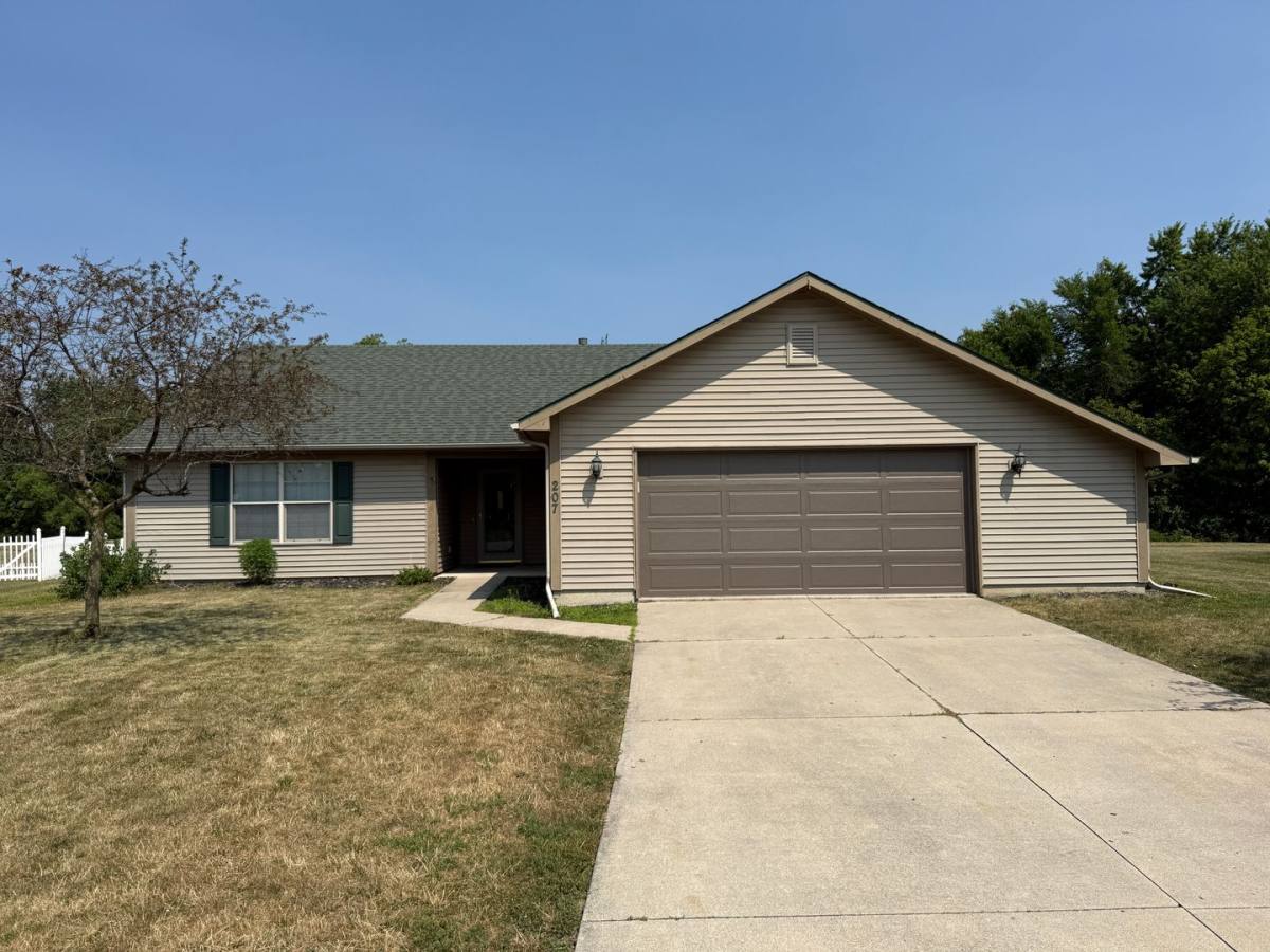 House for rent at 207 Passier Court, Fort Wayne, IN 46825