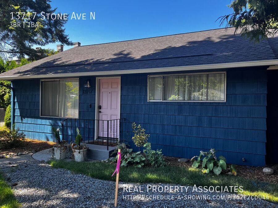 House for rent at 13717 Stone Ave N, Seattle, WA 98133