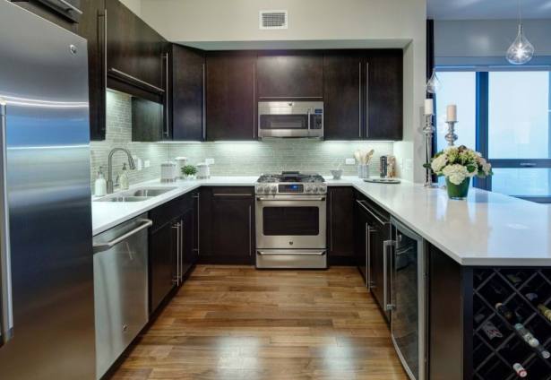 Apartment for rent at 420 N Clark, Chicago, IL 60654