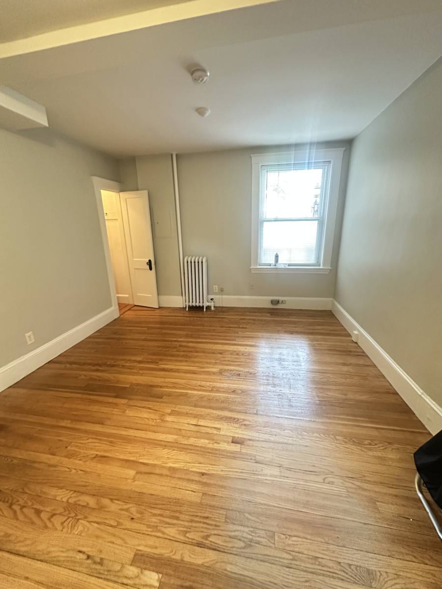Apartment for rent at 156 Summer St #101, Somerville, MA 02143